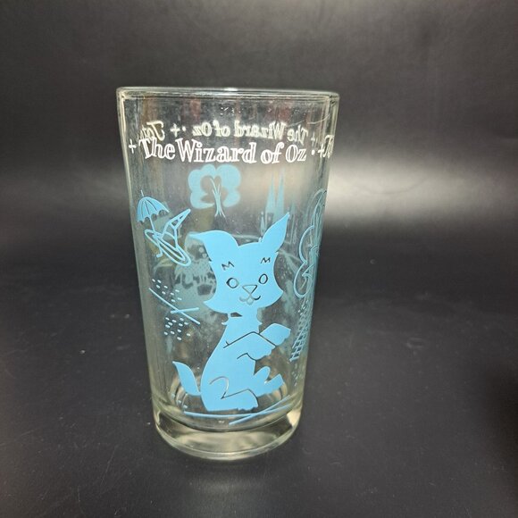 Peanut Butter Wizard Of Oz Drinking Glass Tumbler Toto Dorothy Drinkware Blue - Picture 1 of 11